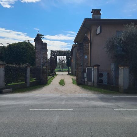 Hotel Armida Castenedolo Bagian luar foto